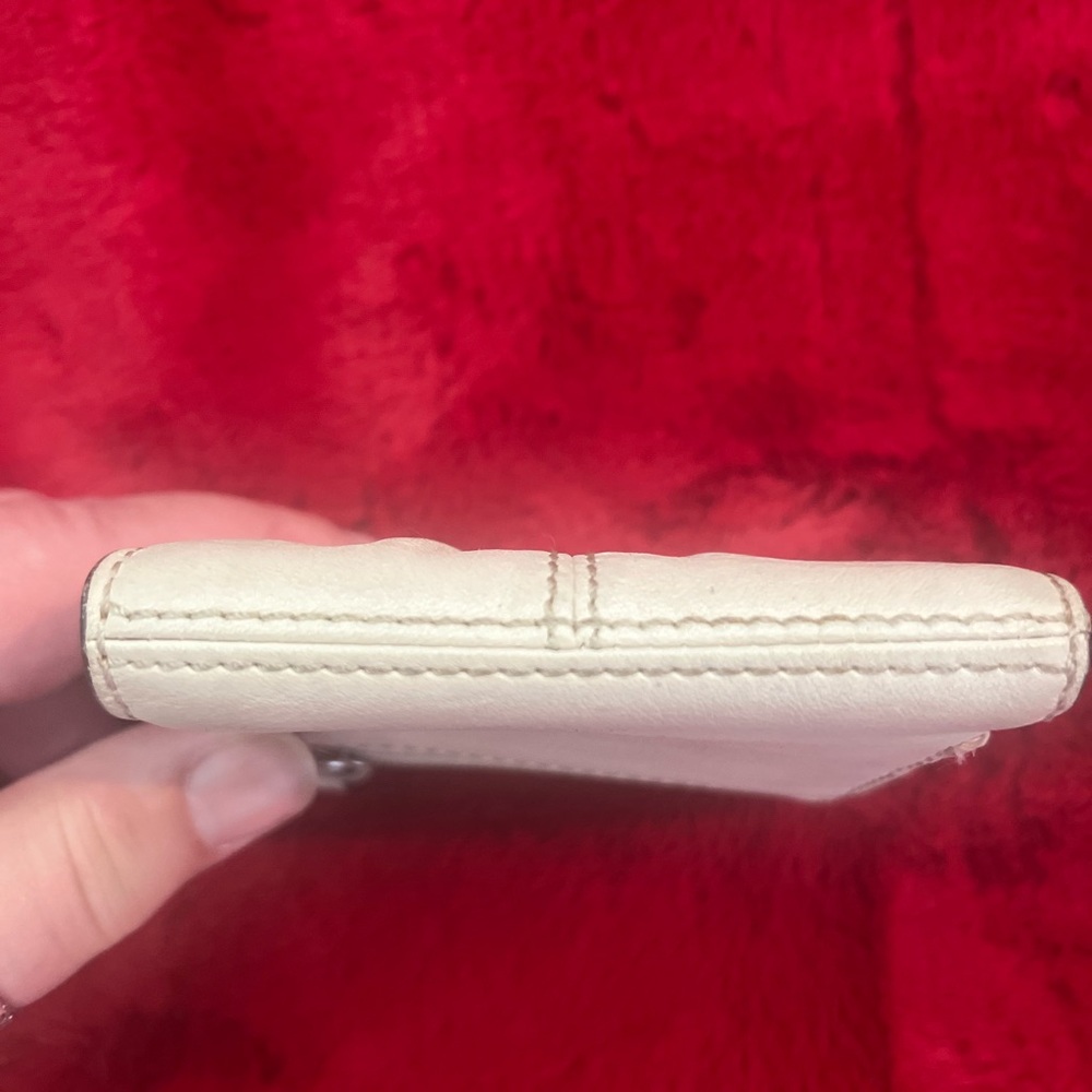 Coach Beige Soho Pleated bi-fold mini Leather Wallet - Picture 6 of 6